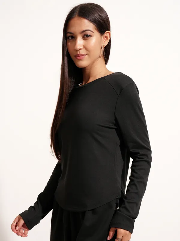 Tokyo Talkies Women Black Solid Regular Top