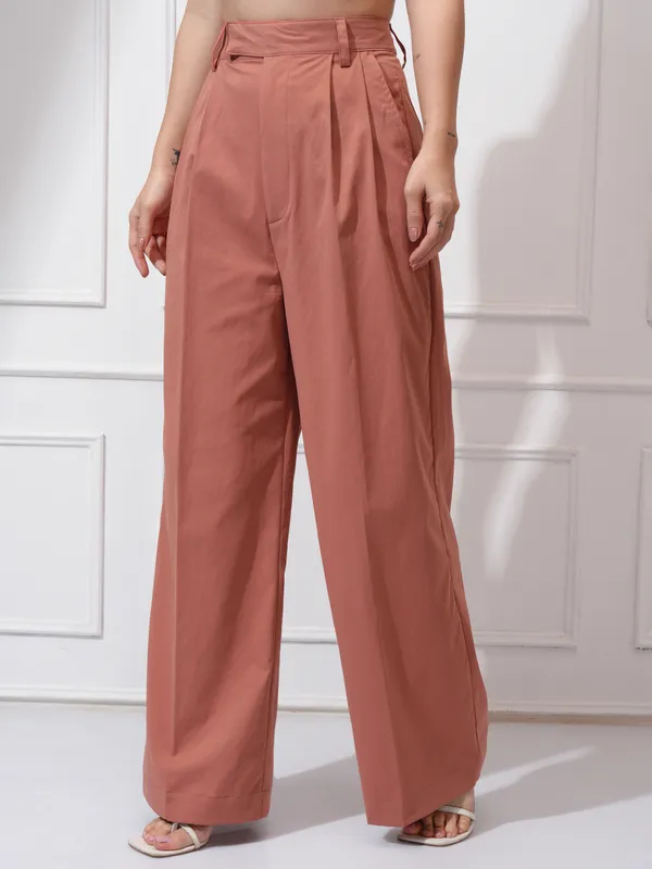 Tokyo Talkies Women Rust Solid Regular Fit Casual Trouser