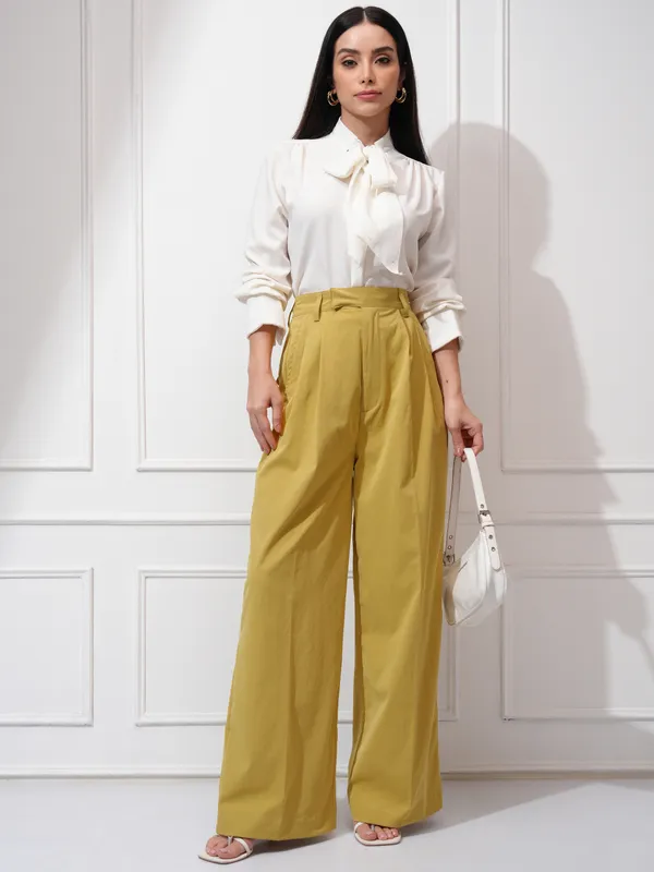 Solid Regular Fit Formal Trouser