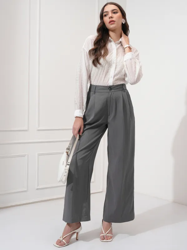 Tokyo Talkies Women Grey Solid Flared Casual Trouser