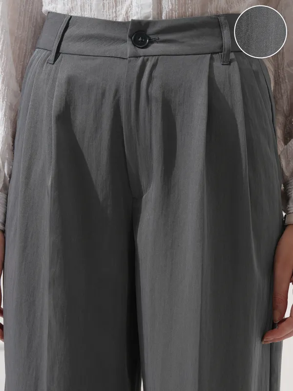 Tokyo Talkies Women Grey Solid Flared Casual Trouser