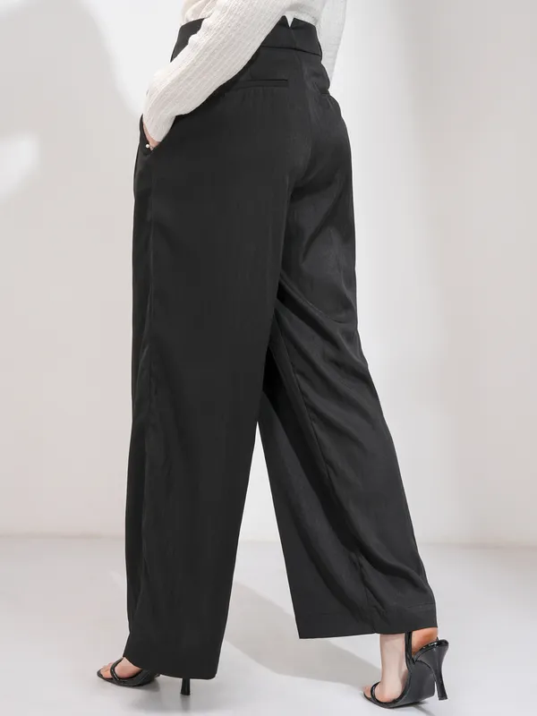 Tokyo Talkies Women Black Solid Wide Leg Casual Trouser