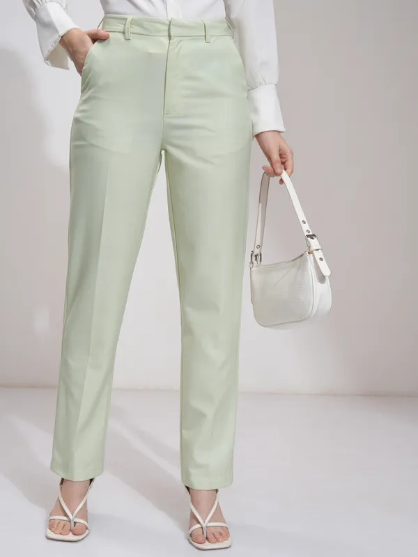 Tokyo Talkies Women Green Solid Regular Fit Formal Trousers