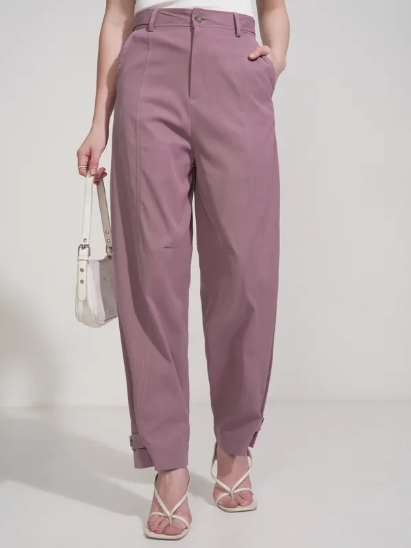 Tokyo Talkies Women Pink Solid Regular Fit Casual Trouser