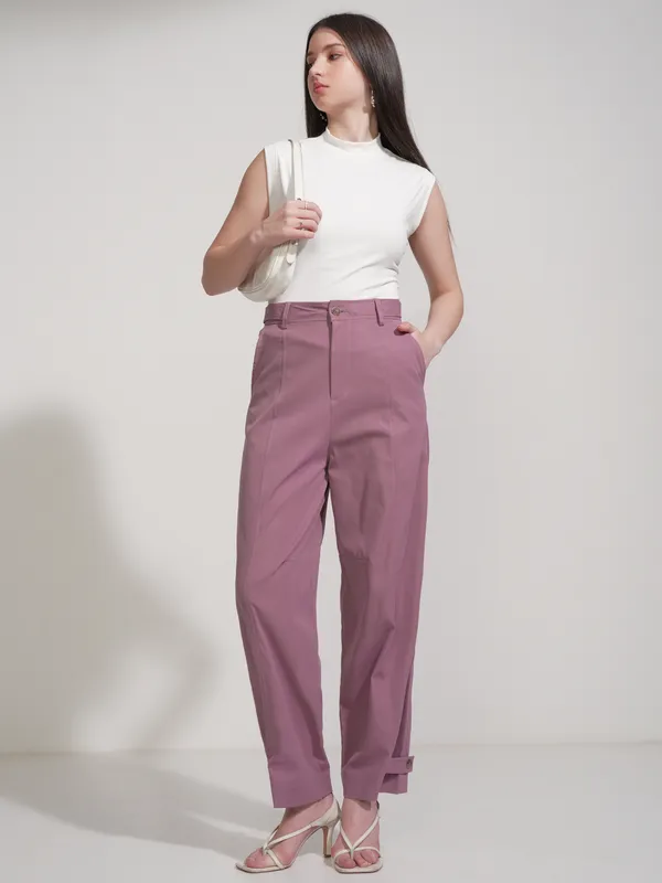 Tokyo Talkies Women Pink Solid Regular Fit Casual Trouser