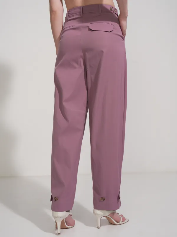 Tokyo Talkies Women Pink Solid Regular Fit Casual Trouser