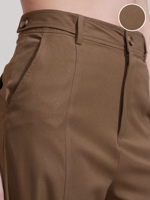 Solid Regular Fit Casual Trouser