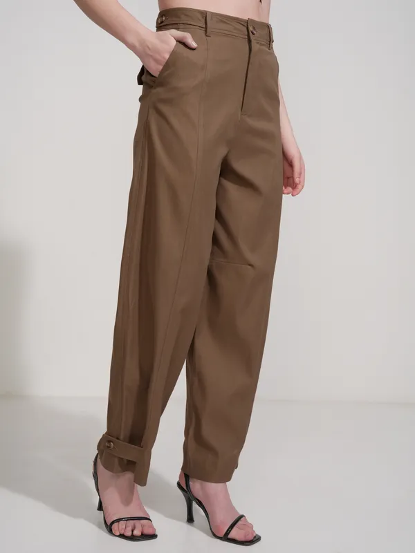 Solid Regular Fit Casual Trouser