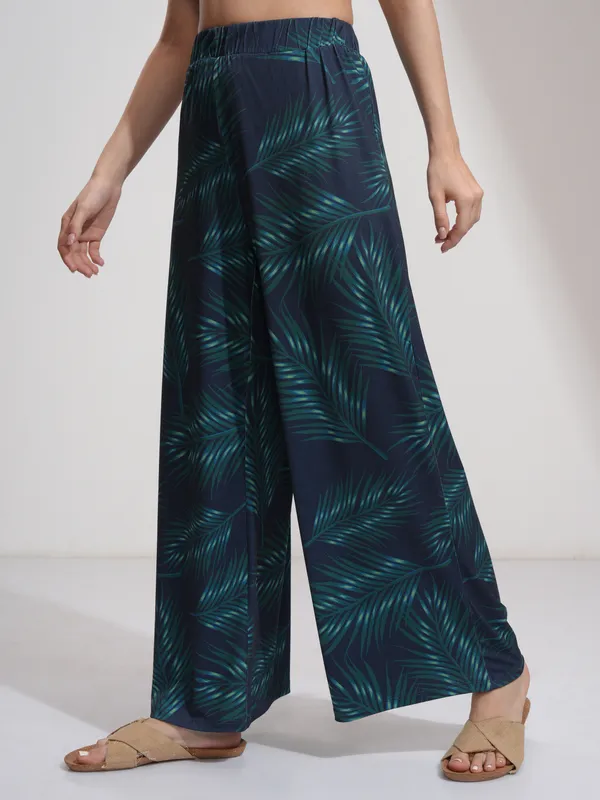 Tokyo Talkies Women Blue Printed Flared Casual Trousers