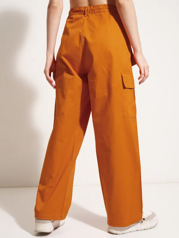 Tokyo Talkies Women Rust Solid Straight Fit Cargos