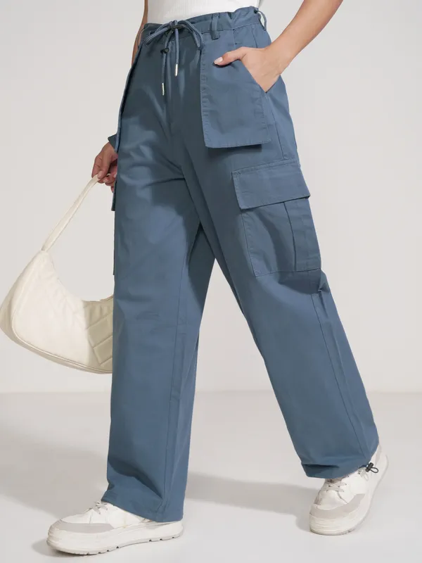 Tokyo Talkies Women Blue Solid Straight Fit Cargos