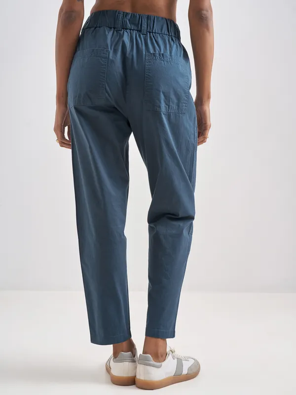 Street By Tokyo Talkies Women Blue Solid Tapered Fit Regular Trouser