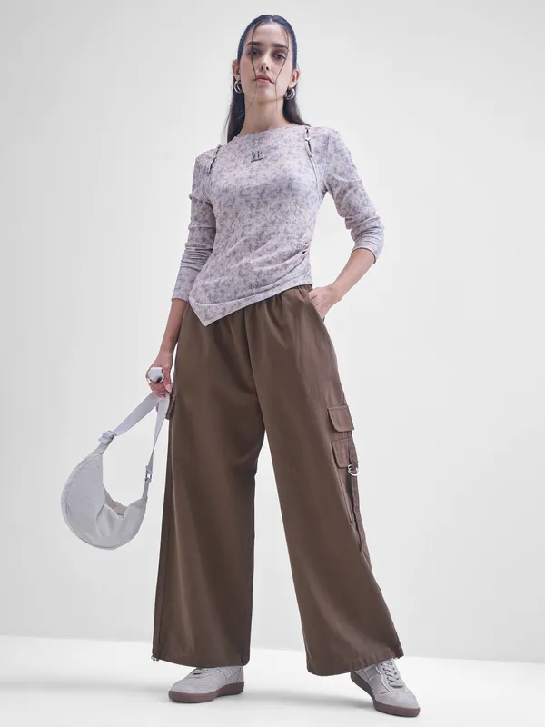 Tokyo Talkies Women Brown Solid Straight Fit Cargos