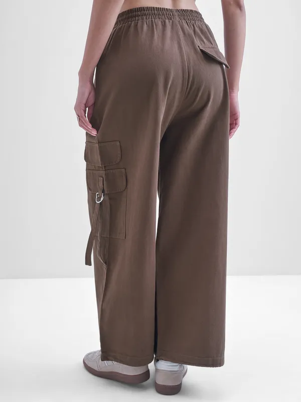 Tokyo Talkies Women Brown Solid Straight Fit Cargos
