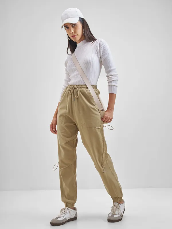 Street By Tokyo Talkies Women Beige Solid Regular Fit Cargos