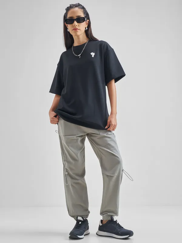 Street By Tokyo Talkies Women Grey Solid Regular Fit Cargos