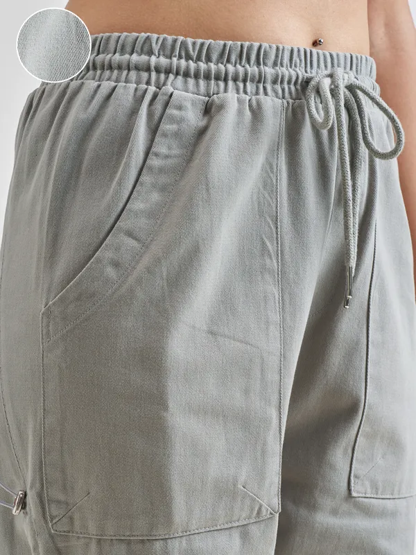 Street By Tokyo Talkies Women Grey Solid Regular Fit Cargos