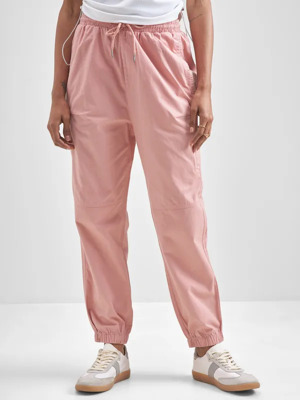 Street By Tokyo Talkies Women Pink Solid Regular Fit Regular Jogger