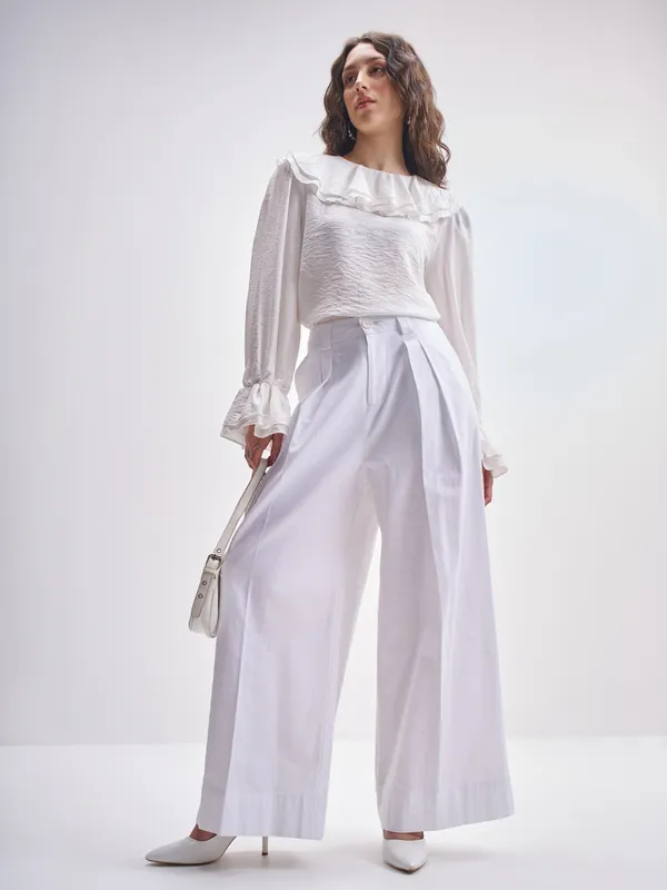 Tokyo Talkies Women White SOlid Regular Fit Casual Trouser