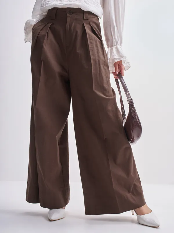 Tokyo Talkies Women Brown Solid Wide Leg Casual Trouser