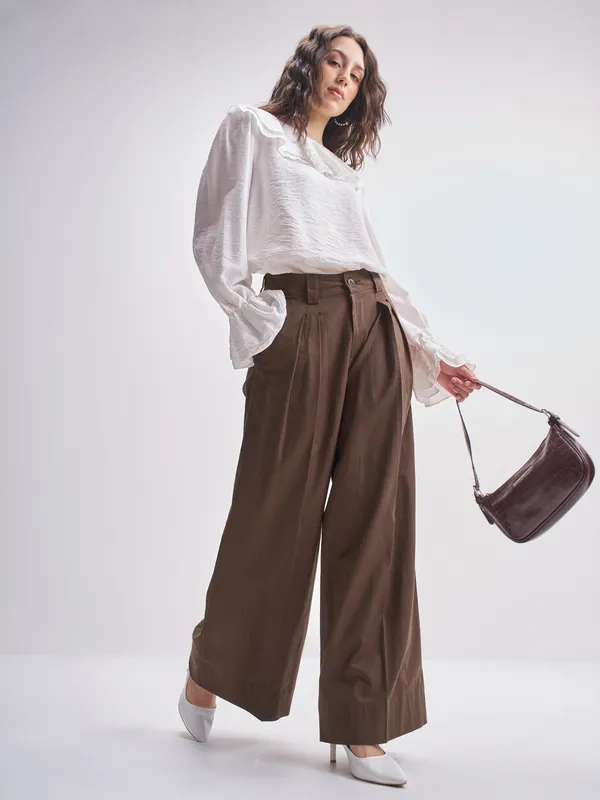 Tokyo Talkies Women Brown Solid Wide Leg Casual Trouser