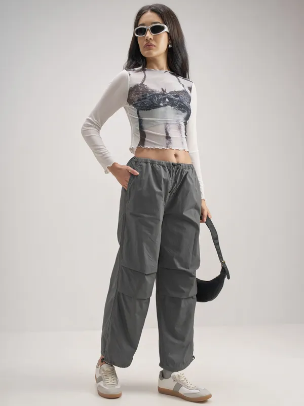 Tokyo Talkies Women Grey Solid Relaxed Fit Cargos
