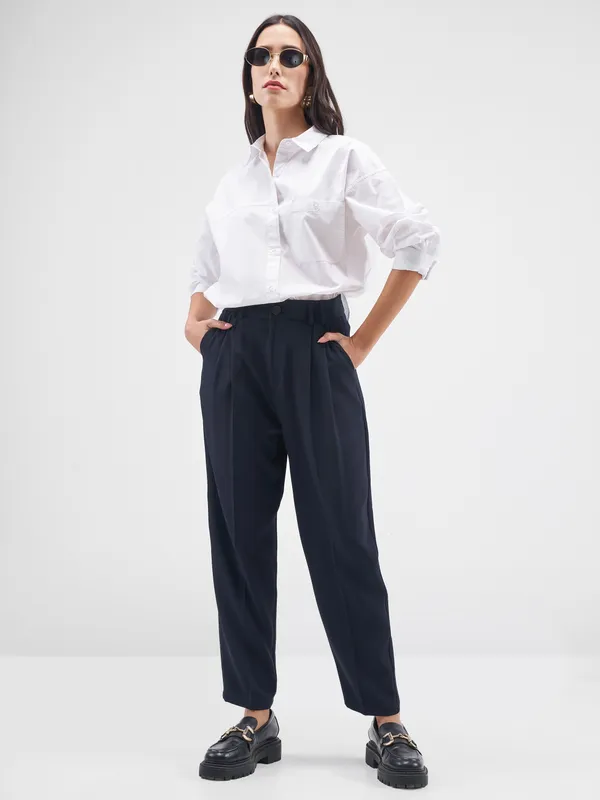 Chic By Tokyo Talkies Women Navy Blue Solid Tapered Fit Regular Trouser