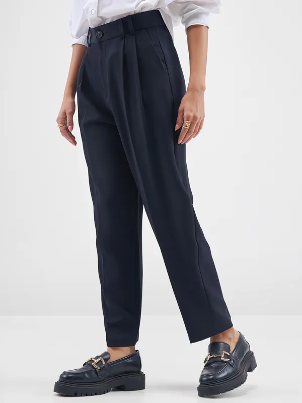 Chic By Tokyo Talkies Women Navy Blue Solid Tapered Fit Regular Trouser