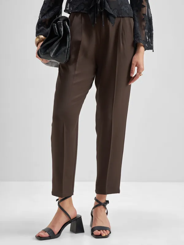 Tokyo Talkies Women Brown Solid Tapered Fit Regular Trouser