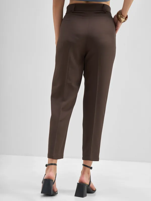 Tokyo Talkies Women Brown Solid Tapered Fit Regular Trouser