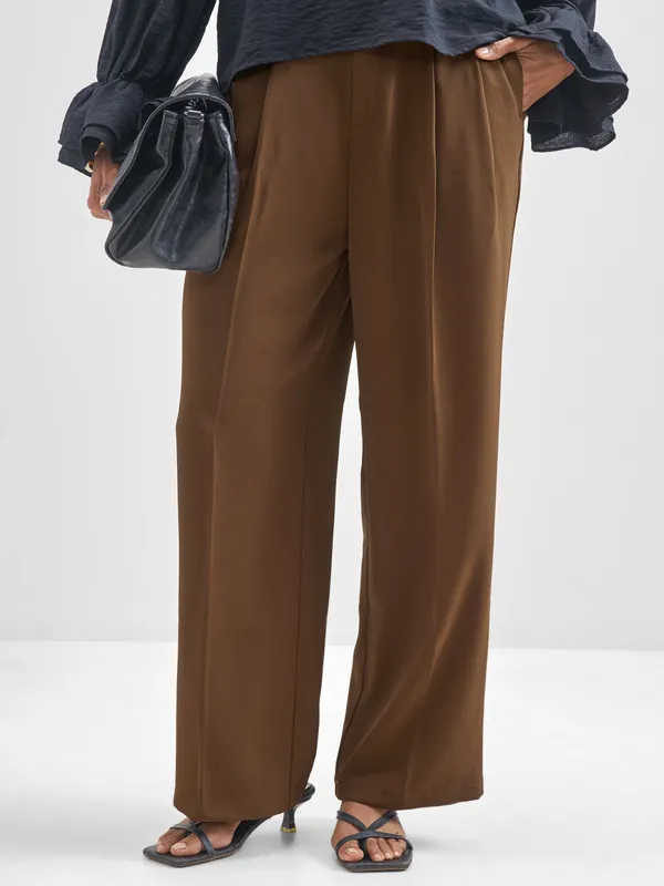 Chic By Tokyo Talkies Women Brown Solid Loose Fit Trouser