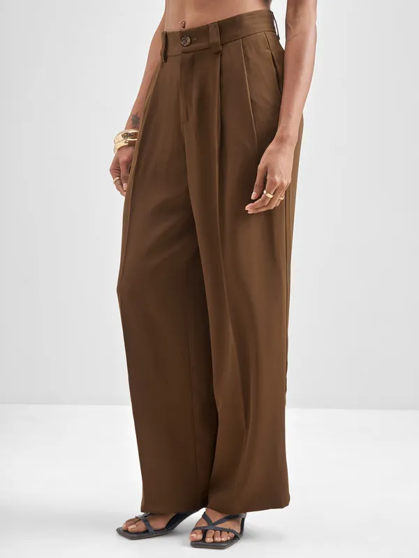 Chic By Tokyo Talkies Women Brown Solid Loose Fit Trouser