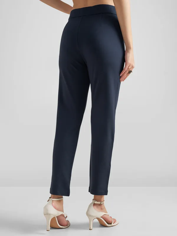 Tokyo Talkies Women Navy Blue Solid Slim Fit Regular Trouser