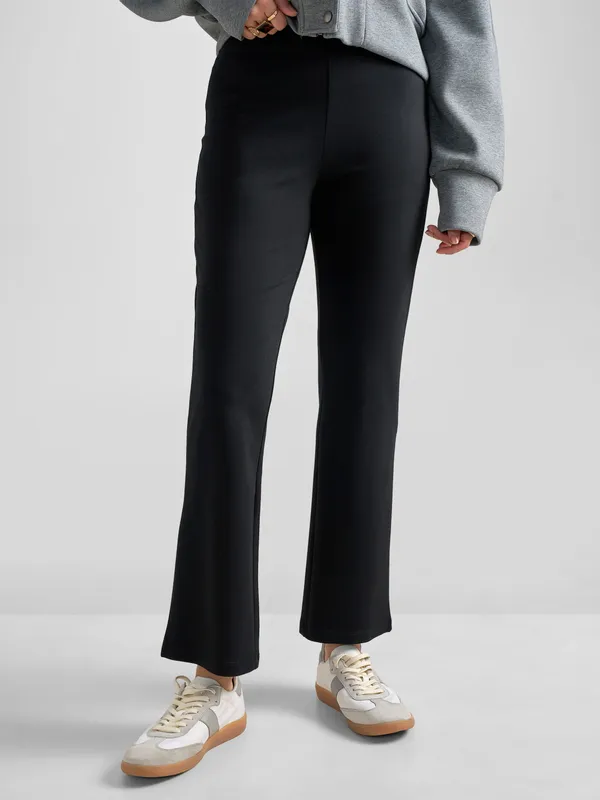Tokyo Talkies Women Black Solid Bootcut Regular Trouser