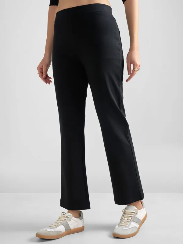 Tokyo Talkies Women Black Solid Bootcut Regular Trouser