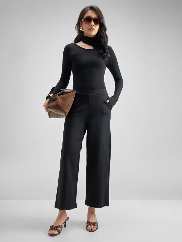 Tokyo Talkies Women Black Solid Wide Leg Regular Trouser