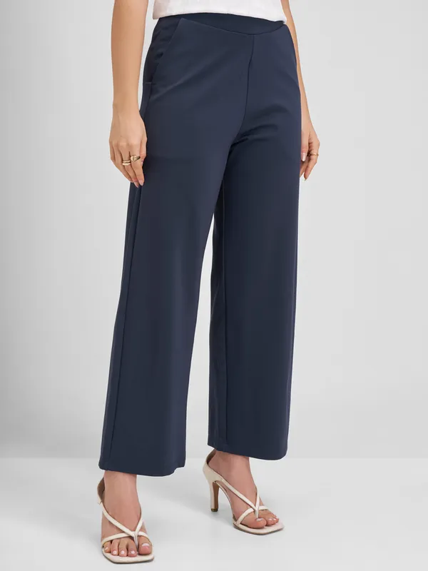 Tokyo Talkies Women Navy Blue Solid Wide Leg Regular Trouser