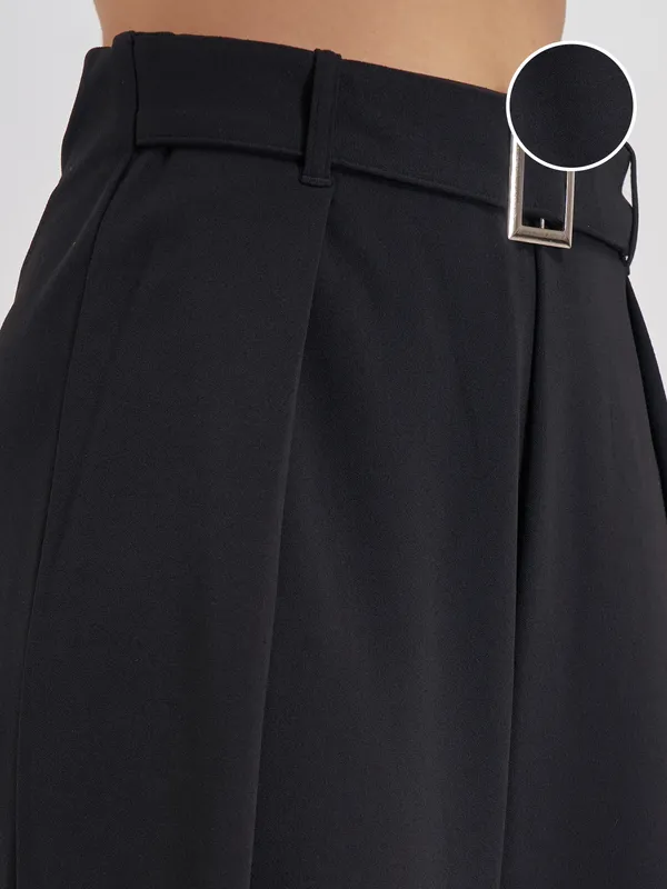 Tokyo Talkies Women Black Solid Wide Leg Regular Trouser