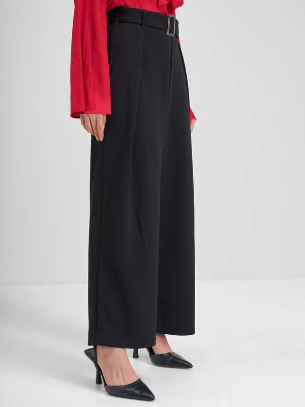 Tokyo Talkies Women Black Solid Wide Leg Regular Trouser