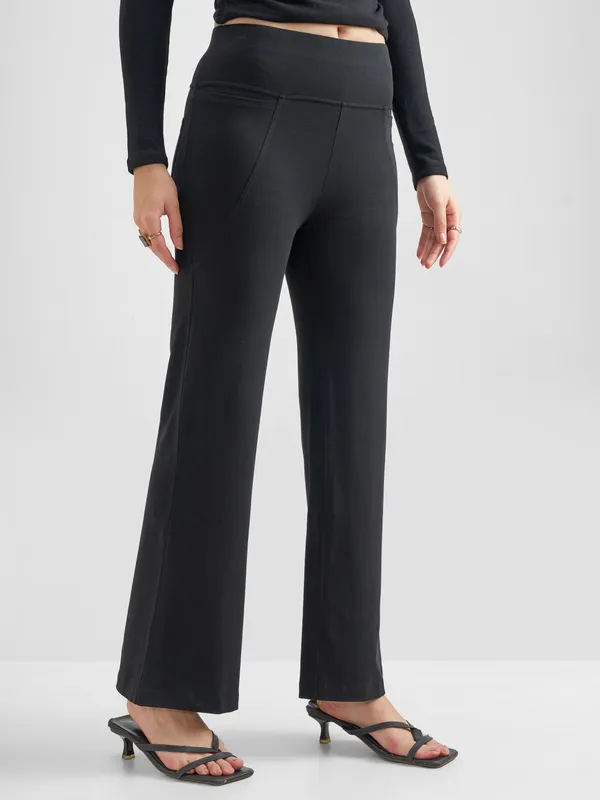 Tokyo Talkies Women Black Solid Bootcut Regular Trouser