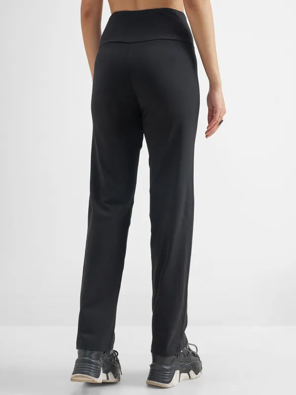 Tokyo Talkies Women Black Solid Straight Fit Regular Trouser