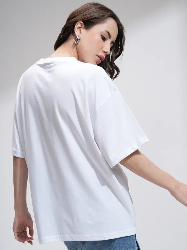  Tokyo Talkies Women White Printed Round Neck T-Shirts