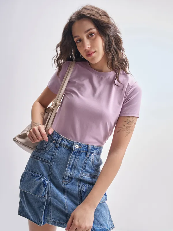 Tokyo Talkies Women Purple Solid Round Neck T-Shirt