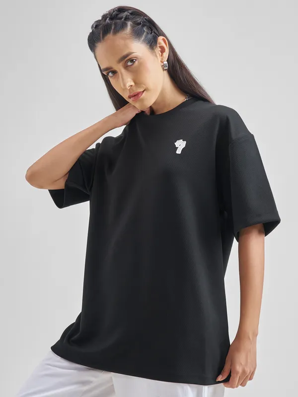 Street By Tokyo Talkies Women Black Printed Round Neck Oversized Fit T-Shirt