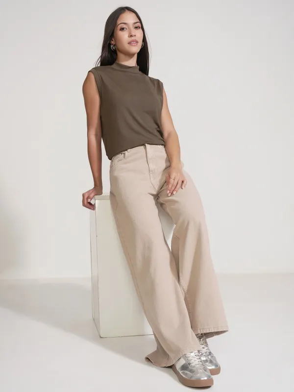 Solid Regular Fit T-Shirt