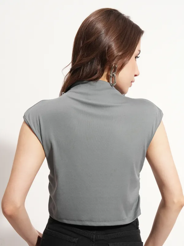 Tokyo Talkies Women Grey Solid Round Neck T-Shirt