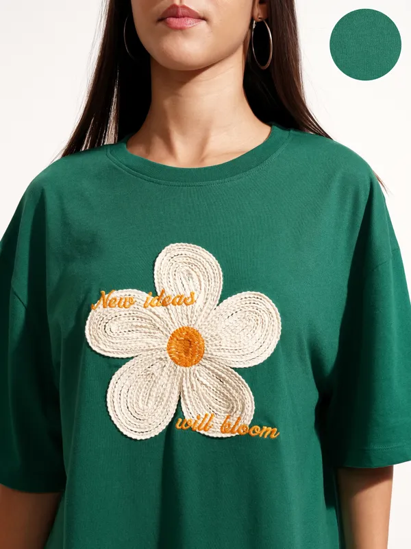 Applique Oversized Fit T-Shirt