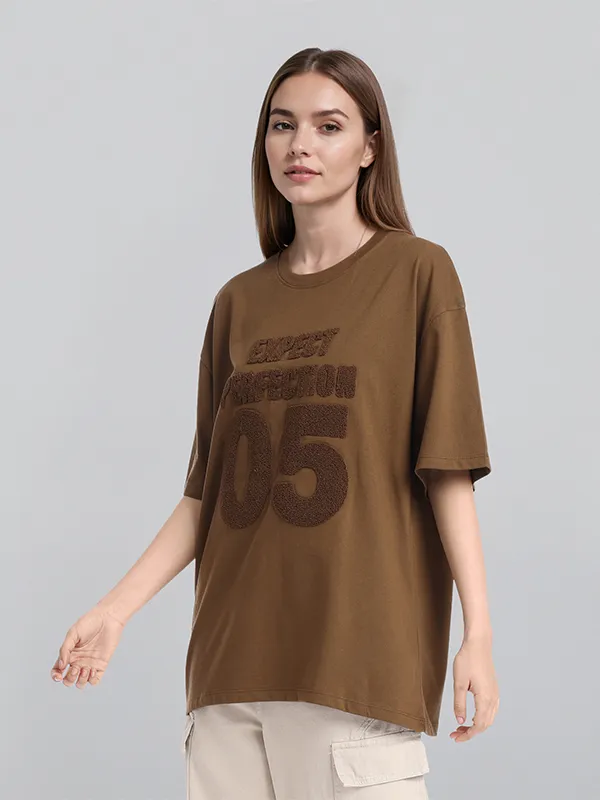 Street By Tokyo Talkies Women Brown Applique Round Neck Oversized Fit T-Shirt