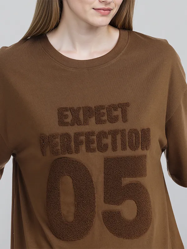 Street By Tokyo Talkies Women Brown Applique Round Neck Oversized Fit T-Shirt