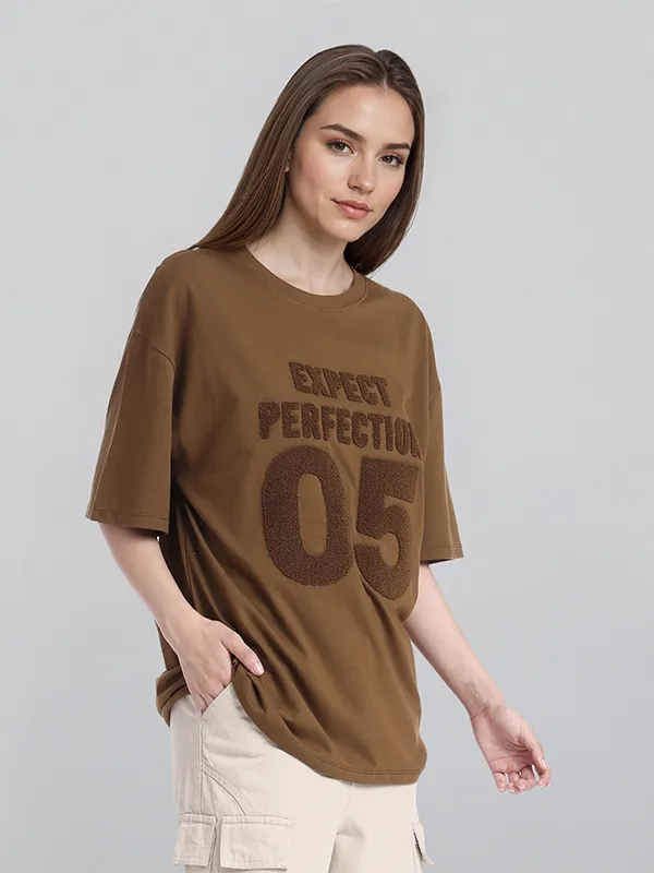 Street By Tokyo Talkies Women Brown Applique Round Neck Oversized Fit T-Shirt